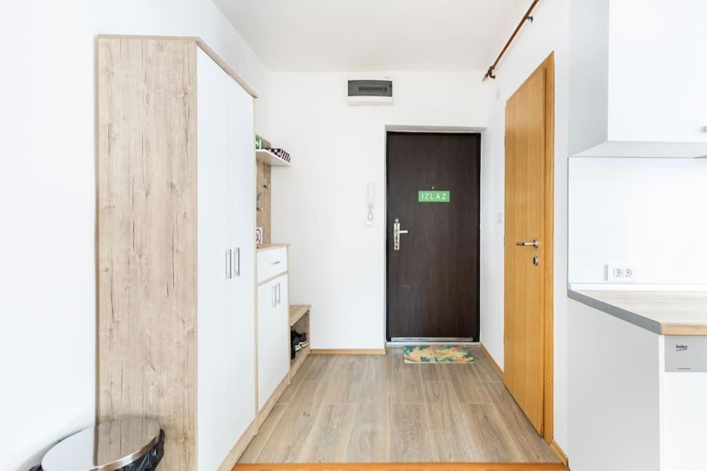 Apartman Dino Σαράγεβο Εξωτερικό φωτογραφία