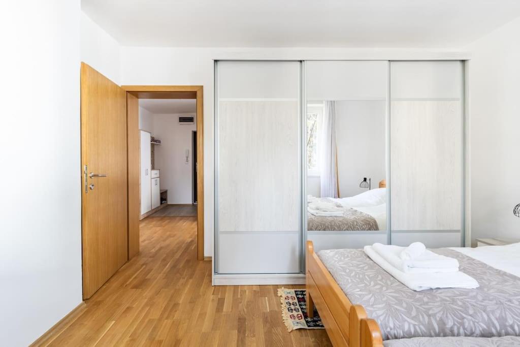 Apartman Dino Σαράγεβο Εξωτερικό φωτογραφία
