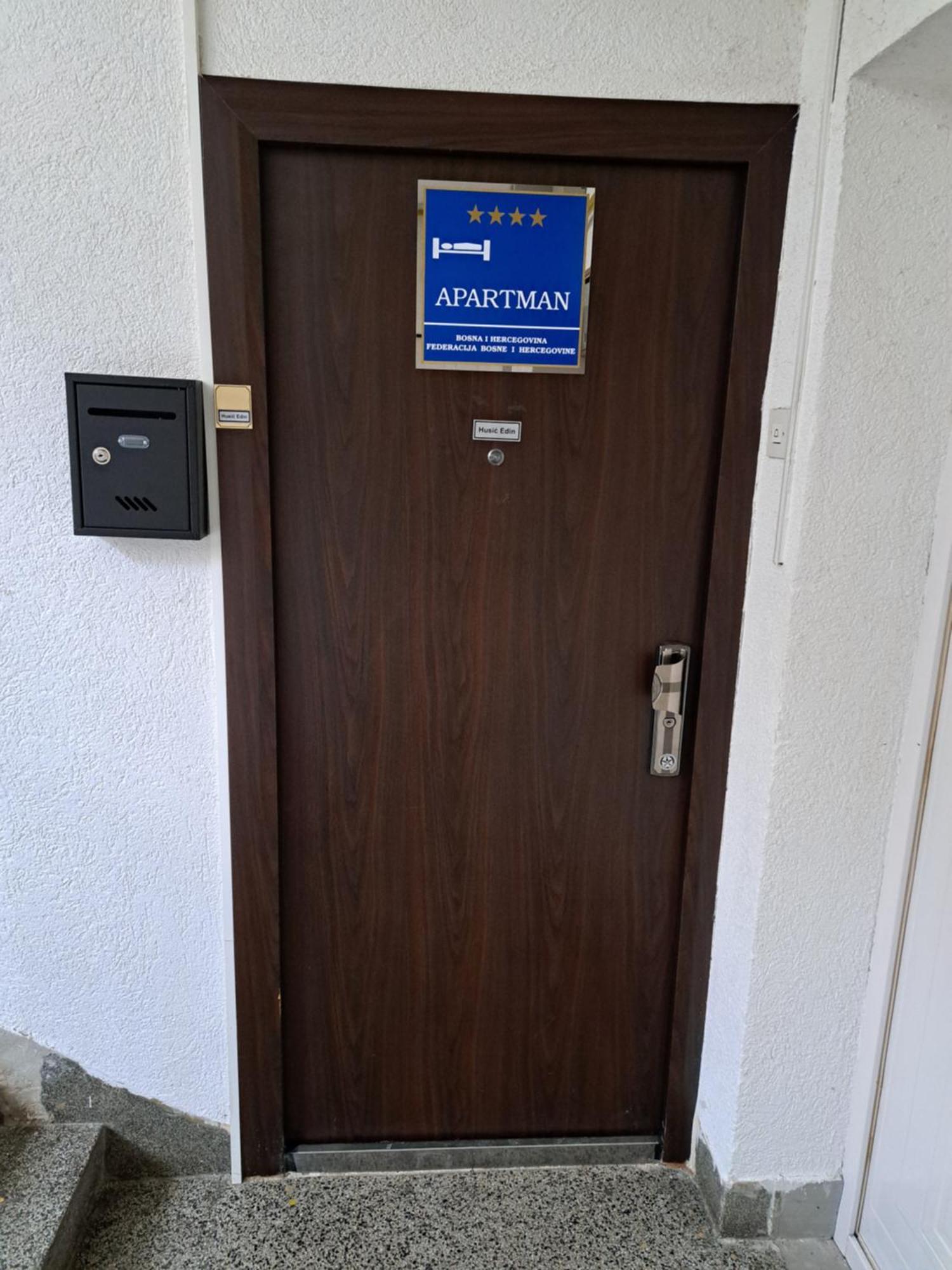 Apartman Dino Σαράγεβο Εξωτερικό φωτογραφία